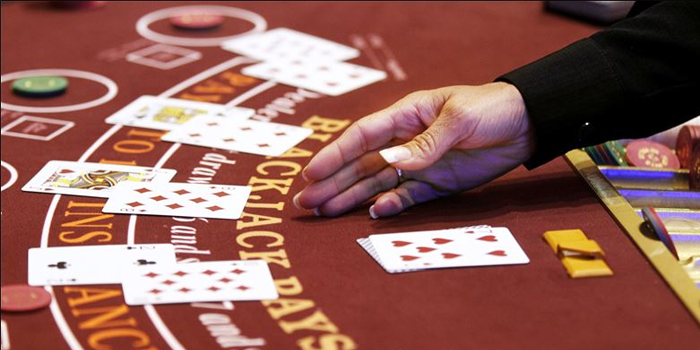 Keep card counting system simple and beat the casino!